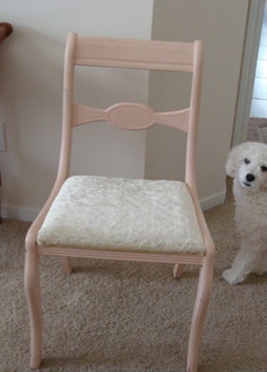 An Extremely Cheap & Easy Chair Makeover