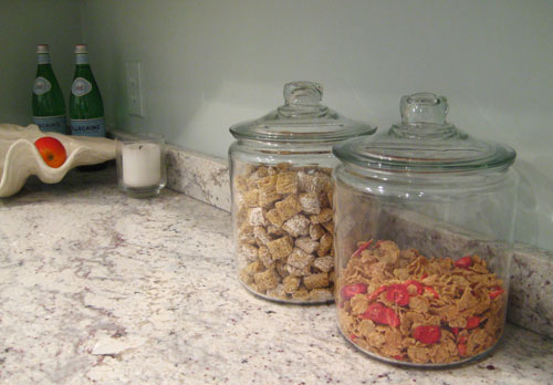 Using Glass Jars For Cereal Storage