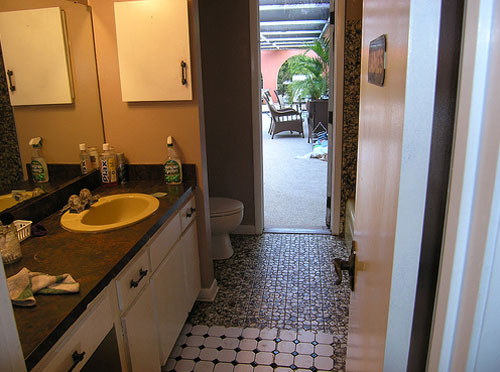 A Bathroom Makeover With Textured Wallpaper