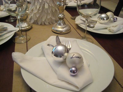 How To Make Place Cards & Magnets From Christmas Ornaments