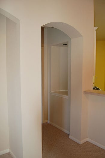 Turning An Empty Wall Niche Into A Bookshelf