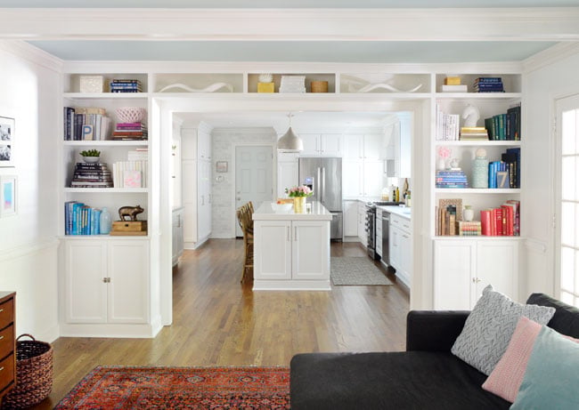 DIY Built-In Bookshelves
