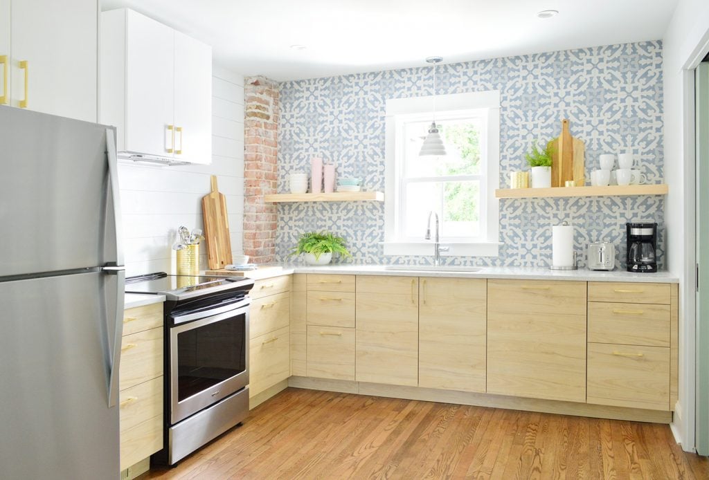Airbnb’s Two Kitchen Makeovers