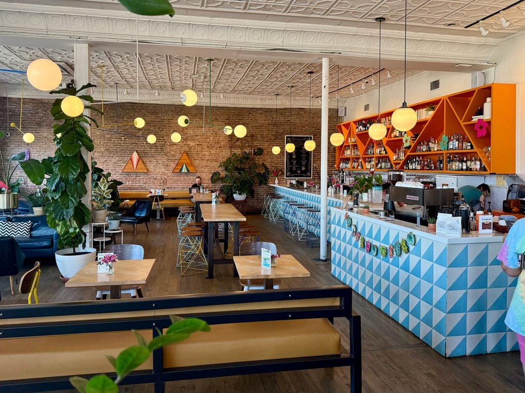 Halcyon Restaurant In Lower Greenville Dallas Texas