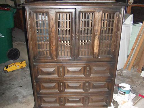 Painting An Old Wood Cabinet With White Paint