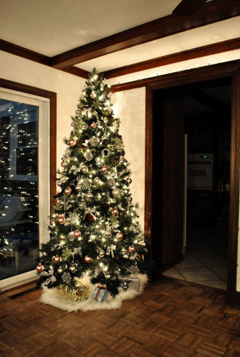 Decorating A New House For Christmas