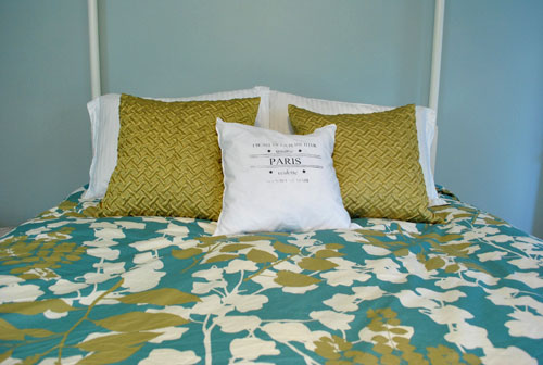 Decorative Bedroom Pillows