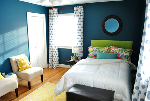 An Inexpensive Guest Room Makeover