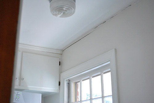 How To Fill A Wall Crack So It Doesn’t Come Back