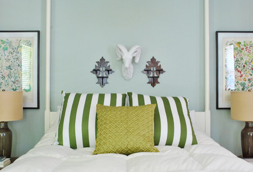 Spray Painting Mismatched Frames