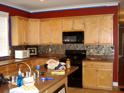 Using Brackets To Makeover A Kitchen Island