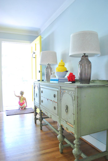 How To Decorate A Dining Room Buffet