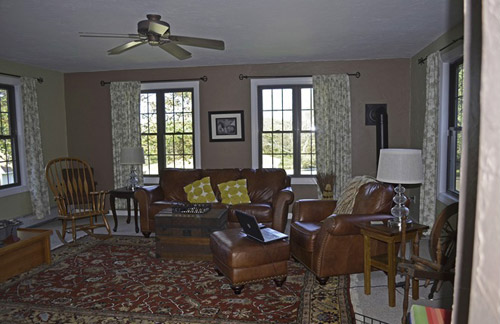 A Living Room With Benjamin Moore’s Wythe Blue