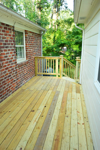 How To Protect Outdoor Furniture With Varnish And Teak Oil