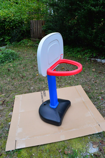 How To Spray Paint A Plastic Basketball Hoop
