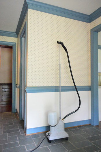 How To Use A Steamer To Remove Wallpaper