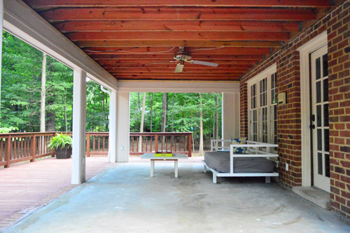 Deciding Between Painting Or Tiling A Concrete Floor