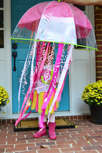 How To Make A Jellyfish Costume With Lights