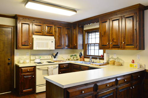 How To Take Down Kitchen Cabinets & Rehang One