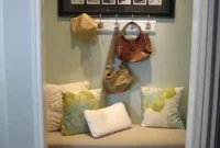 Modern Mudroom Makeover: Maximize Space and Style