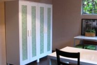 Decorate Clear Glass Doors with Gift Wrap: Creative Ideas