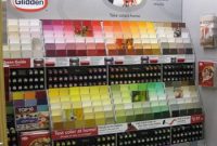 Free Holiday Giveaway: Colorful Christmas Ideas