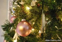 Green, Pink and Silver Christmas Tree Decorating Ideas