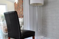 Sherry’s Lamp-Watching Chair: Design and Comfort