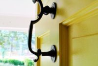 Paint Your Front Door for a Professional-Looking Finish