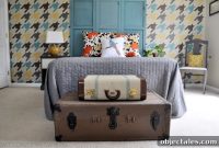 Paint a Multicolor Houndstooth Stencil on Your Bedroom Wall