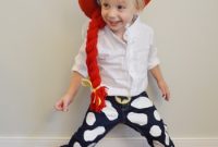 DIY Jesse and Slinky Dog Costumes from Toy Story