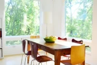Sisters Crash Houses: Surprise Home Transformations