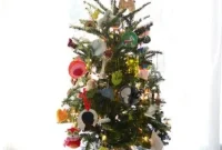 DIY Holiday Window Banner with Felt Ornaments