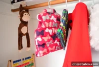 Kids’ Closet with Built-In Play Nook