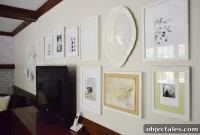 How to Arrange a Gallery Wall Around Your TV
