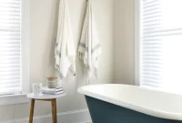 Sherry vs the Bathtub in the Beach House