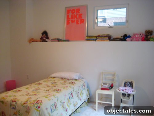 Olivia's room before the makeover