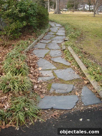 smallwalkway1 old walkway
