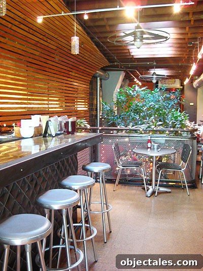 devilsalley2 Devil's Alley interior view