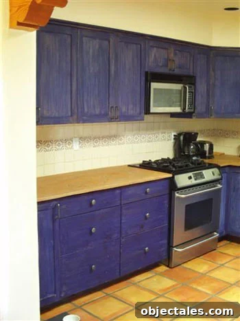 Before: kitchen cabinets