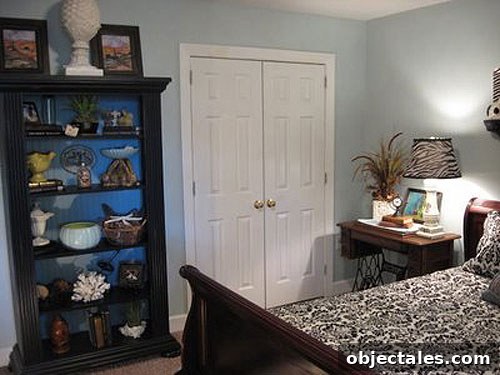Guestroom corner after makeover