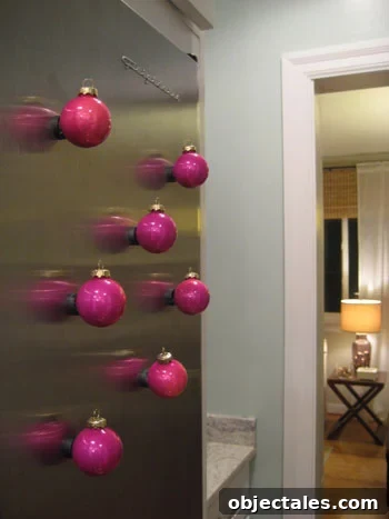 Ornament magnet craft idea