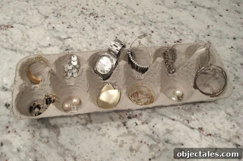 egg-carton-jewelry-sorter