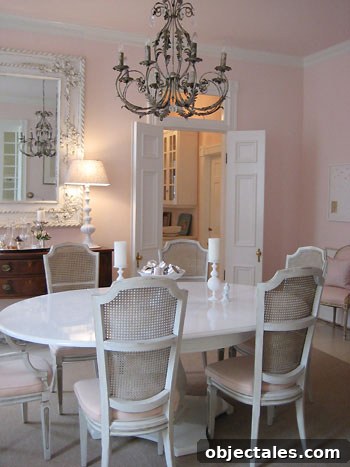 formal-dining-room-lacquered-table-chandelier formal-dining-room-lacquered-table-chandelier