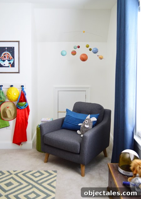 Planet and Rocket Bedroom Ideas for Little Boys 9 Boys Outer-Space-Bedroom Reading-Corner-Space-Mobile