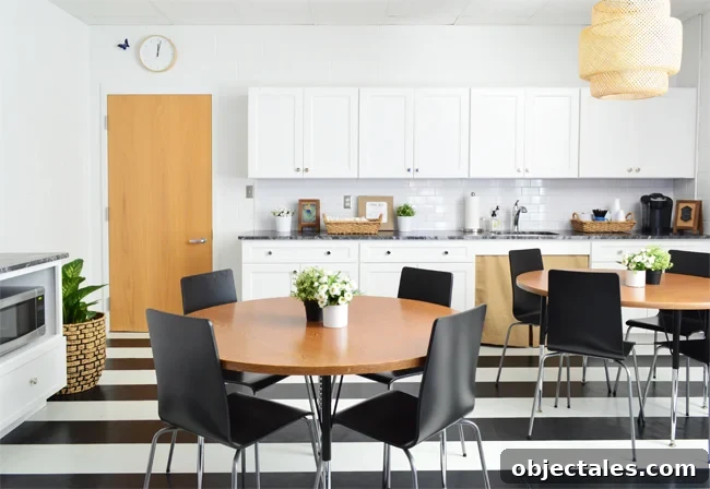 Teachers-Lounge-Dining-Tables