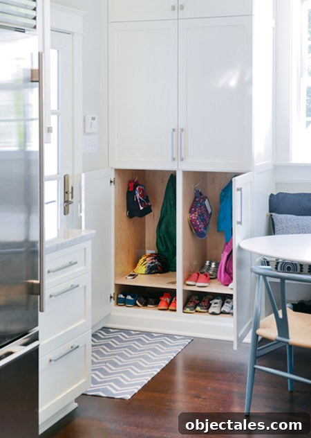 lovable-livable-home-hidden-mudroom