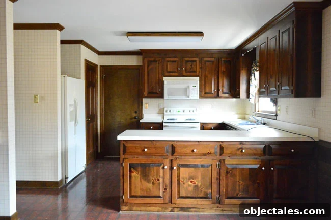 Kitchen Remodel Complete: Before and After Photos 22 kitchen-before-straight-at-garage-door