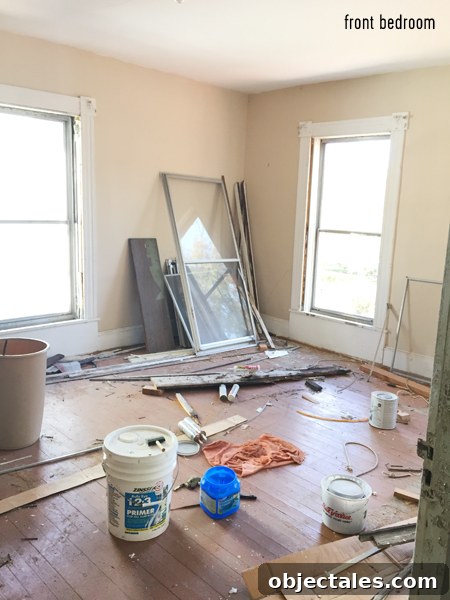 beach-house-before-front-bedroom