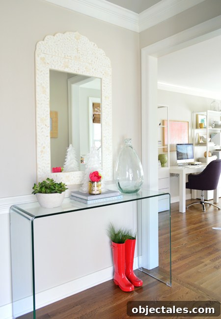 Holiday Home Tour: See Our Christmas Tree and Holiday Decor 9 xmas-decor-foyer-console-with-office